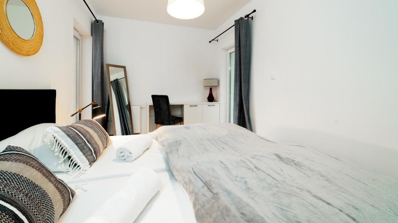 Apartamenty Everysky - Emilii Plater 18-18A Карпач Экстерьер фото